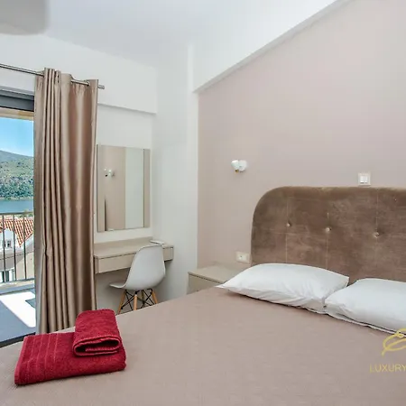 Emily's Luxury Argostóli