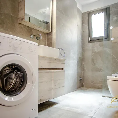 Διαμέρισμα Emily's Luxury