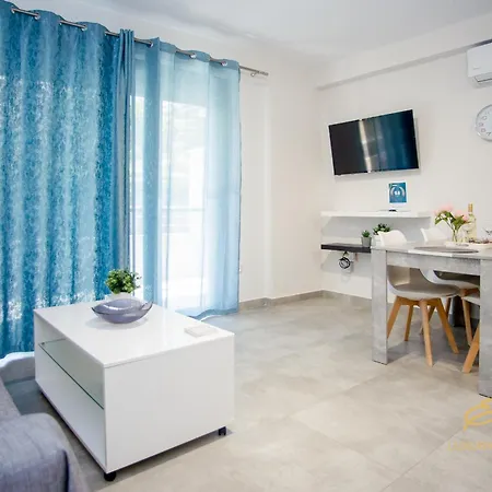 Emily's Luxury Apartment