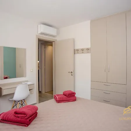 Emily's Luxury Apartment *