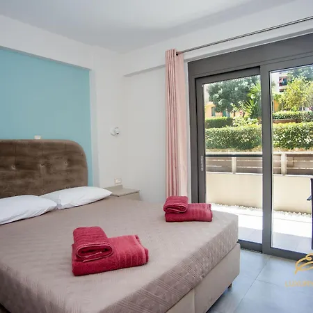 Emily's Luxury Apartment