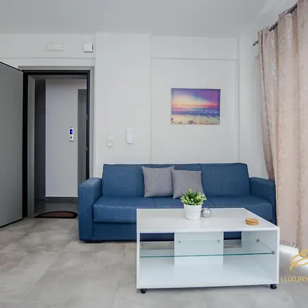 Emily's Luxury Apartment