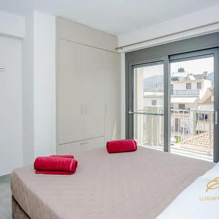Emily's Luxury * Argostoli (Kefalonia)